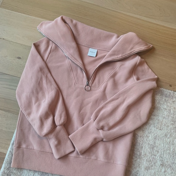Varley Vine Pullover in Rose - Picture 1 of 3